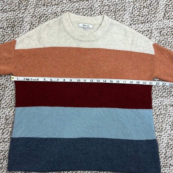 MADEWELL Crofton Oversized Striped Pullover Sweater in Coziest Yarn Size XXS - Picture 9 of 10